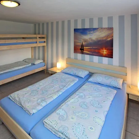 Ferienwohnung Graal-Mueritz Апартаменты *